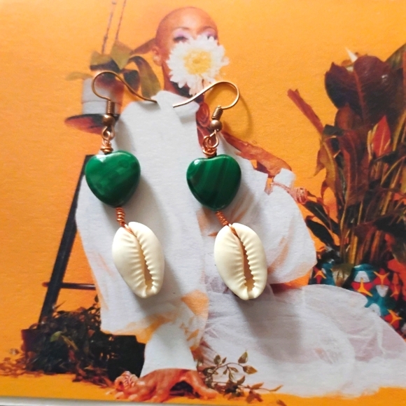 Malachite & Cowrie Shell Earrings by House of Negesti - Picture 5 of 5